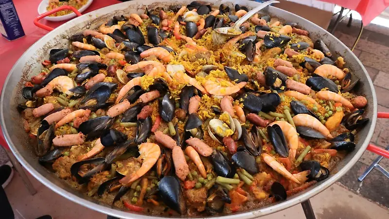 IX FESTIVAL DE LA PAELLA EN LA EXPLANADA DE LA UNIVESIDAD ANAHUAC NORTE. FOTOS Y VIDEOS: OMAR FLORES/EL SOL DE MEXICO